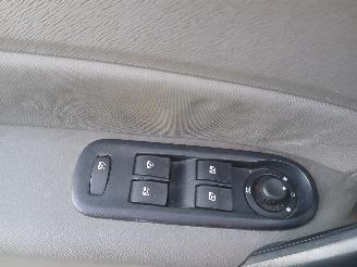 Renault Kangoo Kangoo/Grand Kangoo (KW) MPV 1.6 16V (K4M-830(K4M-G8)) [78kW]  (02-200=
8/...) picture 12