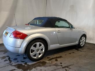 Audi TT TT Roadster (8N9) Cabrio 1.8 20V Turbo (AWP) [132kW]  (10-1999/02-2007=
) picture 6