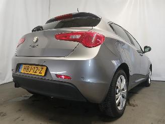 Alfa Romeo Giulietta Giulietta (940) Hatchback 1.6 JTDm 16V (940.A.3000) [77kW]  (04-2010/0=
2-2016) picture 5