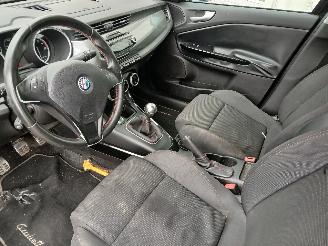 Alfa Romeo Giulietta Giulietta (940) Hatchback 1.4 TB 16V (940.B.7000) [88kW]  (04-2010/12-=
2020) picture 12