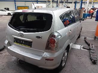 Toyota Corolla Corolla Verso (R10/11) MPV 1.8 16V VVT-i (1ZZFE) [95kW]  (04-2004/03-2=
009) picture 3