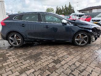 Volvo V-40 V40 (MV) Hatchback 5-drs 1.6 D2 (D4162T) [84kW]  (03-2012/12-2016) picture 6