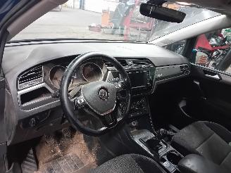 Volkswagen Touran Touran (5T1) MPV 1.6 TDI SCR BlueMotion Technology (DGDA) [85kW]  (05-=
2016/12-2021) picture 5