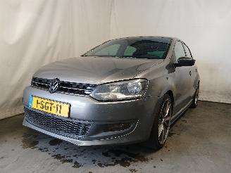 krockskadad bil auto Volkswagen Polo Polo V (6R) Hatchback 1.2 TSI (CBZC(Euro 5)) [66kW]  (05-2011/05-2014)= 2013/9