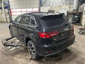 Audi A3 A3 Sportback (8VA/8VF) Hatchback 5-drs 1.4 TFSI 16V e-tron (CUKB(Euro =
6)) [110kW]  (05-2014/10-2020) picture 4