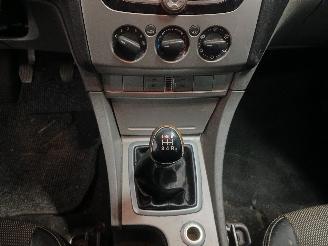Ford Focus Focus 2 Wagon Combi 1.8 16V (QQDB) [92kW]  (03-2006/09-2012) picture 19
