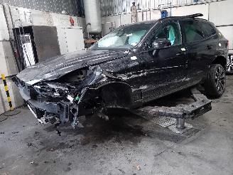 Vrakbiler auto Volvo Xc-60 XC60 II (UZ) SUV 2.0 T6 16V Plug-in Hybrid AWD (B4204T46) [250kW]  (04=
-2021/...) 2021/10