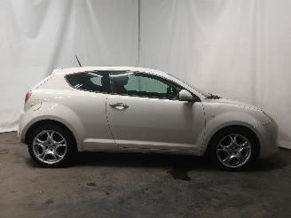 Alfa Romeo MiTo MiTo (955) Hatchback 1.3 JTDm 16V Eco (199.B.4000) [62kW]  (01-2011/12=
-2015) picture 7