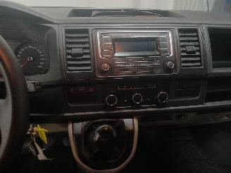 Volkswagen Transporter Transporter T6 Van 2.0 TDI DRF (CXGB) [75kW]  (04-2015/12-2019) picture 17