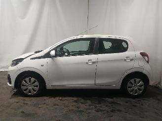 Peugeot 108 108 Hatchback 1.0 12V (1KRFE(CFB)) [51kW]  (05-2014/...) picture 4