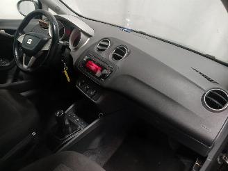 Seat Ibiza Ibiza ST (6J8) Combi 1.2 TDI Ecomotive (CFWA) [55kW]  (04-2010/05-2015=
) picture 8