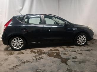 Hyundai I-30 i30 (FD) Hatchback 1.4 CVVT 16V (G4FA) [80kW]  (10-2007/11-2011) picture 7