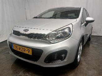 Avarii autoturisme Kia Rio Rio III (UB) Hatchback 1.2 CVVT 16V (G4LA5) [63kW]  (09-2011/12-2017) 2011/8