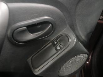 Dacia Duster Duster (HS) SUV 1.2 TCE 16V (H5F-410(H5F-F4)) [92kW]  (06-2015/01-2018=
) picture 12