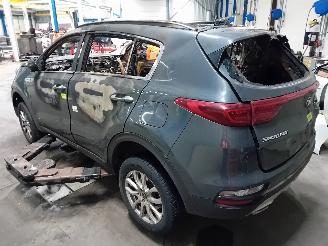 Kia Sportage Sportage (QL) Terreinwagen 1.6 T-GDI 16V 4x4 (G4FJ) [130kW]  (09-2015/=
09-2022) picture 4