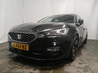 Damaged car Seat Leon Leon (KLB) Hatchback 5-drs 1.5 TSI 16V (DPCA) [110kW]  (11-2019/...) 2020/9