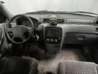 Honda Cr-v CR-V (RD1/3) SUV 2.0i 16V VTEC (B20Z1) [108kW]  (01-1999/07-2002) picture 11