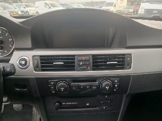 BMW 3-serie 3 serie (E90) Sedan 330i 24V (N52-B30A) [190kW]  (12-2004/10-2011) picture 15