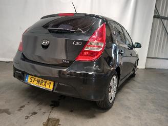 Hyundai I-30 i30 (FD) Hatchback 1.4 CVVT 16V (G4FA) [77kW]  (10-2007/11-2011) picture 5