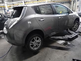 Nissan Leaf Leaf (ZE0) Hatchback Leaf (EM57) [80kW]  (02-2013/12-2017) picture 3