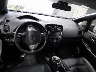 Nissan Leaf Leaf (ZE0) Hatchback Leaf (EM57) [80kW]  (02-2013/12-2017) picture 5