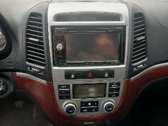 Hyundai Santa Fe Santa Fe II (CM) SUV 2.7 V6 24V 4x2 (G6EA) [139kW]  (03-2006/12-2009) picture 18