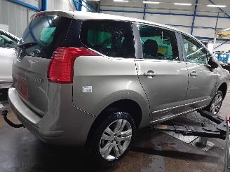 Peugeot 5008 5008 I (0A/0E) MPV 1.6 THP 16V (EP6CDT(5FV)) [115kW]  (09-2009/03-2017=
) picture 3