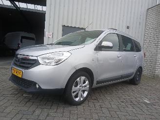 Schadeauto Dacia Lodgy Lodgy (JS) MPV 1.2 TCE 16V (H5F-402(H5F-C4)) [85kW]  (03-2012/...) 2015/5