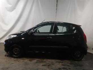 Hyundai I-10 i10 (F5) Hatchback 1.1i 12V (G4HG5) [51kW]  (04-2011/12-2013) picture 4