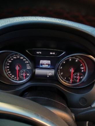 Mercedes Cla-klasse CLA Shooting Brake (117.9) Combi 1.6 CLA-180 16V (M270.910) [90kW]  (0=
1-2015/03-2019) picture 2