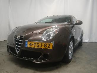 krockskadad bil auto Alfa Romeo MiTo MiTo (955) Hatchback 0.9 TwinAir (199.B.6000) [77kW]  (04-2013/08-2018=
) 2014/1