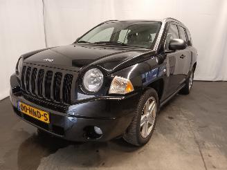 uszkodzony samochody osobowe Jeep Compass Compass I (MK49) SUV 2.4 16V 4x4 (ERZ) [125kW]  (09-2006/12-2016) 2009/1