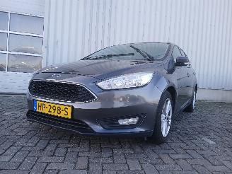 Vaurioauto  passenger cars Ford Focus Focus 3 Wagon Combi 1.0 Ti-VCT EcoBoost 12V 125 (M1DD) [92kW]  (02-201=
2/05-2018) 2015/5
