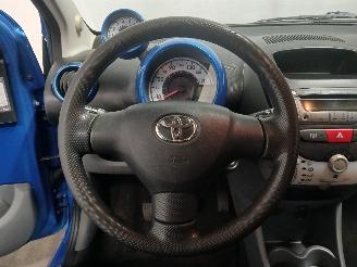 Toyota Aygo Aygo (B10) Hatchback 1.0 12V VVT-i (1KR-FE) [50kW]  (07-2005/05-2014) picture 13