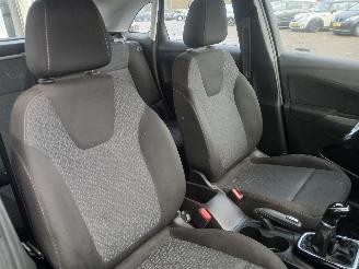 Opel Crossland Crossland (X) SUV 1.2 Turbo 12V (D12XHL(EB2ADT)) [81kW]  (03-2017/...)= picture 8