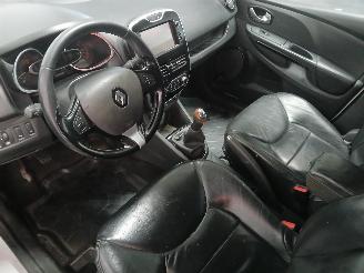 Renault Clio Clio IV Estate/Grandtour (7R) Combi 5-drs 1.5 Energy dCi 90 FAP (K9K-6=
08(K9K-B6)) [66kW]  (11-2012/08-2021) picture 12