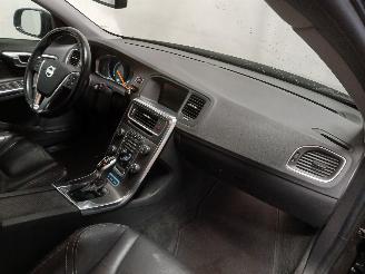 Volvo V-60 V60 I (FW/GW) Combi 2.4 D6 20V Plug-in Hybrid AWD (D82PHEV) [206kW]  (=
06-2012/12-2015) picture 8