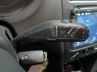 Volkswagen Polo Polo V (6R) Hatchback 1.2 TSI (CBZC(Euro 5)) [66kW]  (05-2011/05-2014)= picture 15