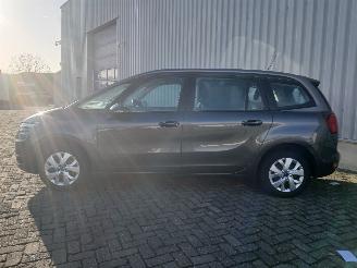 Citroën C4 C4 Grand Picasso (3A) MPV 1.6 HDiF, Blue HDi 115 (DV6C(9HC)) [85kW]  (=
09-2013/03-2018) picture 4