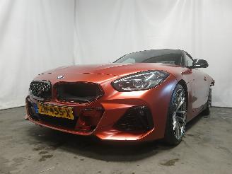 krockskadad bil auto BMW Z4 Z4 Roadster (G29) Cabrio M40i 3.0 Twin Power Turbo 24V (B58-B30C) [250=
kW]  (11-2018/...) 2019/6