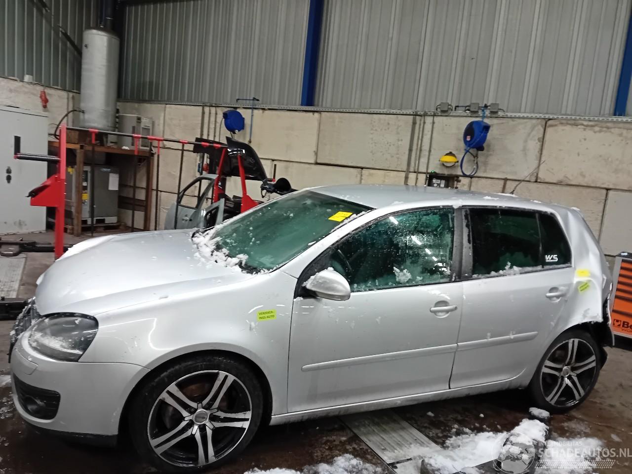 Volkswagen Golf Golf V (1K1) Hatchback 1.4 TSI 140 16V (BMY) [103kW]  (05-2006/11-2008=
)