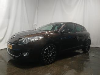 Renault Mégane Megane III Berline (BZ) Hatchback 5-drs 1.5 dCi 110 (K9K-657) [81kW]  =
(02-2009/02-2016) picture 3