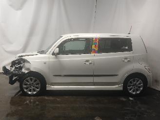 Daihatsu Materia Materia Hatchback 1.3 16V (K3-VE) [67kW]  (10-2006/12-2010) picture 3