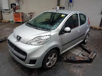 Uttjänta bilar auto Peugeot 107 107 Hatchback 1.0 12V (384F(1KR)) [50kW]  (06-2005/05-2014) 2011/1