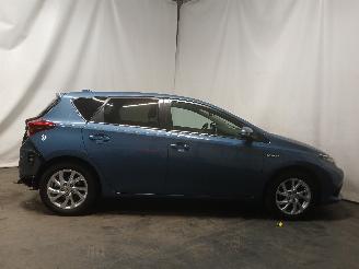 Toyota Auris Auris (E18) Hatchback 5-drs 1.8 16V Hybrid (2ZRFXE) [100kW]  (10-2012/=
03-2019) picture 7