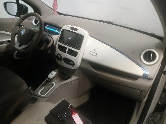 Renault Zoé Zoé (AG) Hatchback 5-drs 46kW (5AM-450(5AM-B4)) [46kW]  (06-2012/...=
) picture 7