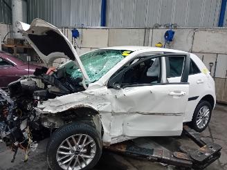 Vrakbiler auto Kia Rio Rio IV (YB) Hatchback 1.0i T-GDi 100 12V (G3LC) [74kW]  (01-2017/09-20=
20) 2017/9