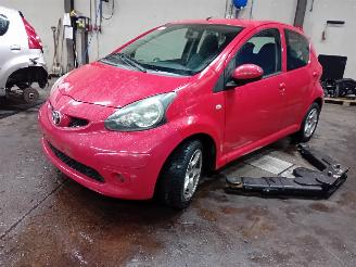 Vrakbiler auto Toyota Aygo Aygo (B10) Hatchback 1.0 12V VVT-i (1KR-FE) [50kW]  (07-2005/05-2014) 2006/11