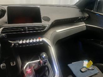 Peugeot 5008 5008 II (M4/MC/MJ/MR) MPV 1.2 12V e-THP PureTech 130 (EB2DTS(HNY)) [96=
kW]  (12-2016/12-2024) picture 16