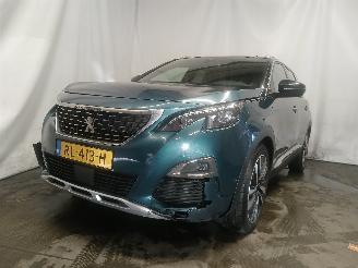 krockskadad bil auto Peugeot 5008 5008 II (M4/MC/MJ/MR) MPV 1.2 12V e-THP PureTech 130 (EB2DTS(HNY)) [96=
kW]  (12-2016/12-2024) 2017/12